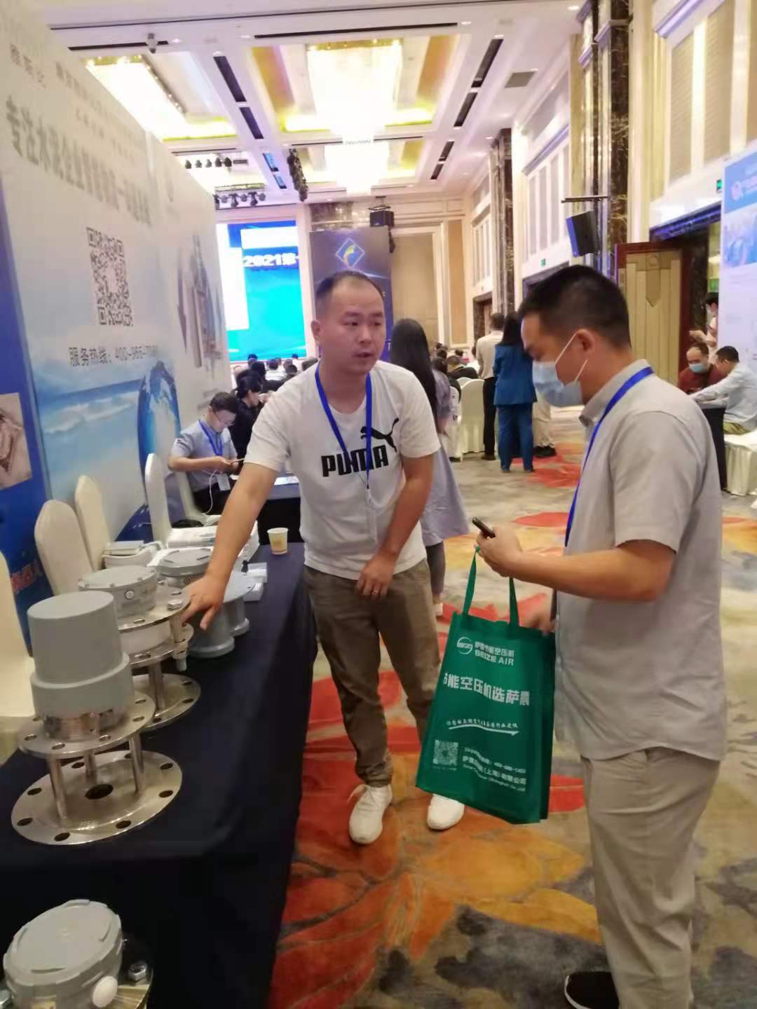 金德創(chuàng)業(yè)測(cè)控技術(shù)有限公司參加第十屆水泥工業(yè)節(jié)能環(huán)保技術(shù)高峰論壇(圖4) 金德創(chuàng)業(yè)測(cè)控技術(shù)有限公司參加第十屆水泥工業(yè)節(jié)能環(huán)保技術(shù)高峰論壇(圖4)