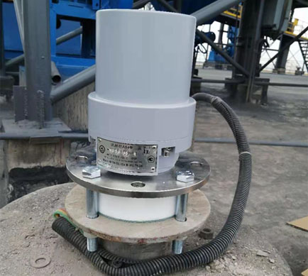 利馬克ULM-11A1-HF水泥庫(kù)料位測(cè)控案例(圖1)